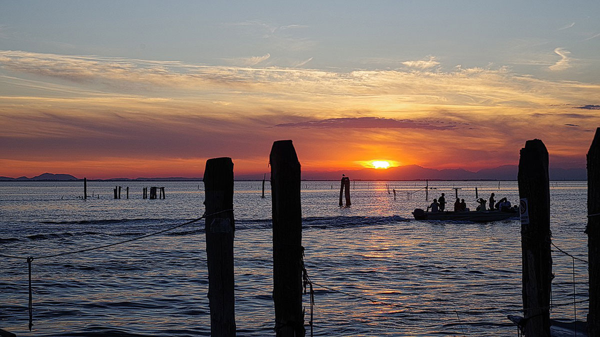 laguna di Venezia al tramonto